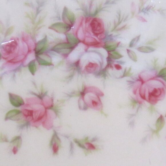 Paragon Victoriana Rose 6.25" Bread / Side Plate, Finest English Bone China E111 - Picture 3 of 4